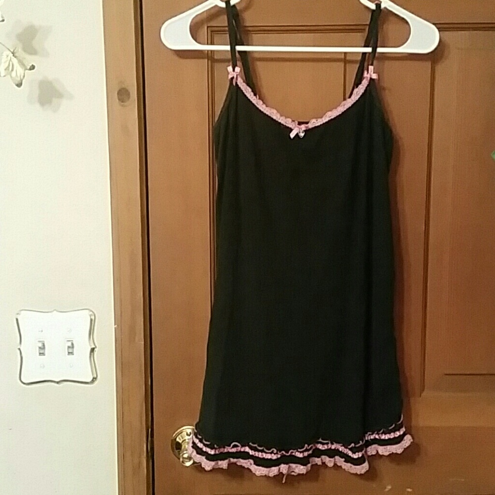 PRICE DROP: Fruit of the Loom sleep wear sexy